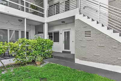 9200 E Bay Harbor Dr #1, Bay Harbor Islands, FL 33154 - Photo 30