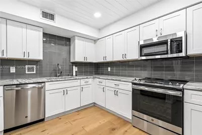 2808 N 46th Ave #E549, Hollywood, FL 33021 - Photo 12