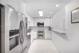 19370 Collins Ave, Sunny Isles Beach, FL 33160 - Photo 4