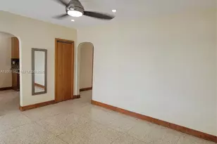 7400 Harding Ave, Miami Beach, FL 33141 - Photo 12