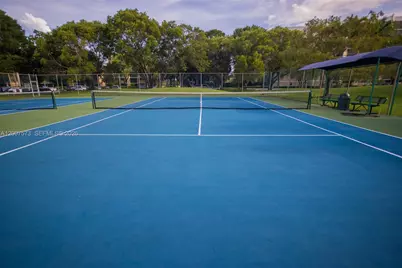 16100 Golf Club Rd #202, Weston, FL 33326 - Photo 4