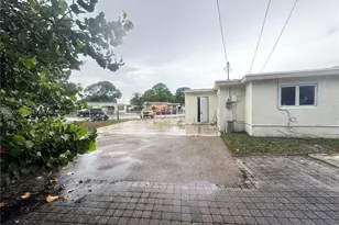 2348 NW 15th St, Fort Lauderdale, FL 33311 - Photo 2
