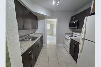2348 NW 15th St, Fort Lauderdale, FL 33311 - Photo 6