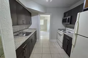 2348 NW 15th St, Fort Lauderdale, FL 33311 - Photo 6