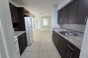 2348 NW 15th St, Fort Lauderdale, FL 33311 - Photo 8