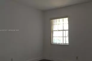 8020 SW 17th Pl, Davie, FL 33324 - Photo 16