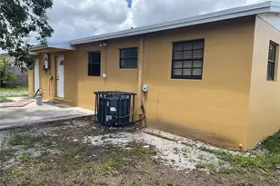 3460 NW 208th St, Miami Gardens, FL 33056 - Photo 2