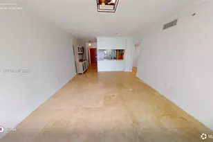 31 SE 5th St, Miami, FL 33131 - Photo 22