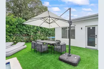 545 NW 52nd St, Miami, FL 33127 - Photo 32