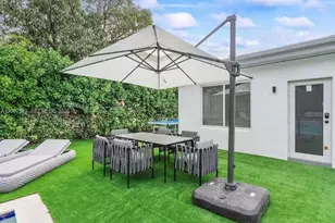 545 NW 52nd St, Miami, FL 33127 - Photo 32