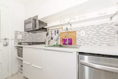 [Address not provided], Miami Beach, FL 33139 - Photo 14