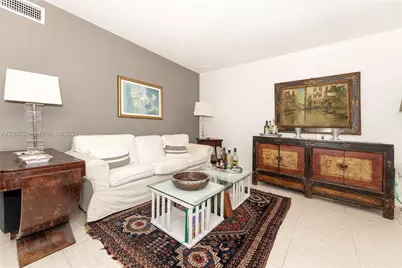 [Address not provided], Miami Beach, FL 33139 - Photo 8