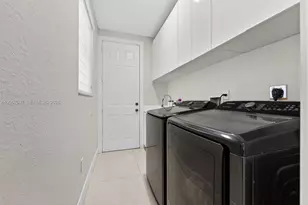 19533 SW 130th Ave, Miami, FL 33177 - Photo 30