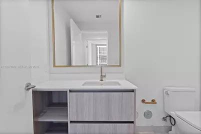 77 SE 5th St. #1510, Miami, FL 33131 - Photo 28