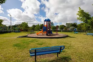 2284 NW 130th St, Miami, FL 33167 - Photo 34