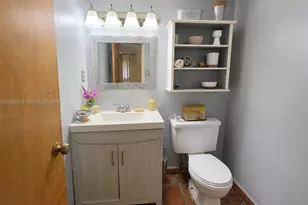 10901 SW 113th Pl, Miami, FL 33176 - Photo 10