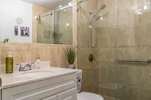 8419 NW 193rd Ln, Hialeah, FL 33015 - Photo 24