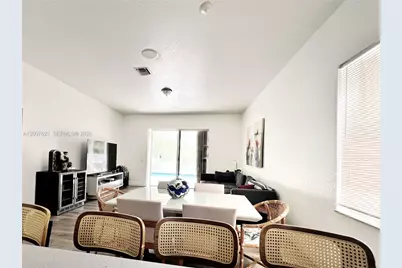 1901 Cedar Ct, Weston, FL 33327 - Photo 6