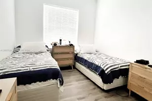 1901 Cedar Ct, Weston, FL 33327 - Photo 14