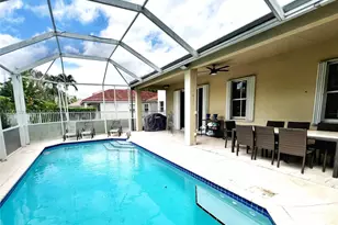 1901 Cedar Ct, Weston, FL 33327 - Photo 18