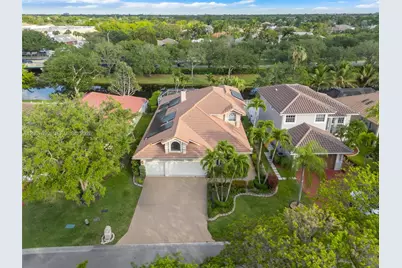 11834 Highland Pl, Coral Springs, FL 33071 - Photo 4
