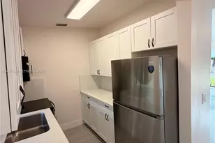 318 NW 30th Terrace, Fort Lauderdale, FL 33311 - Photo 14