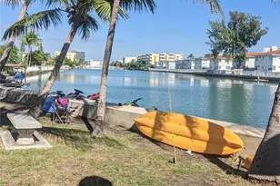 7741 Hawthorne Ave, Miami Beach, FL 33141 - Photo 2