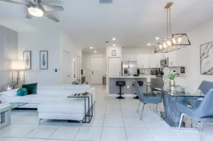 11017 W 33rd Way, Hialeah, FL 33018 - Photo 2