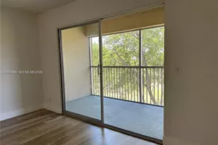 1300 SW 124th Terrace, Pembroke Pines, FL 33027 - Photo 8