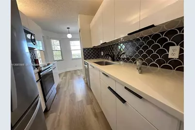 1300 SW 124th Ter #408P, Pembroke Pines, FL 33027 - Photo 22