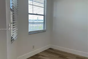 1300 SW 124th Terrace, Pembroke Pines, FL 33027 - Photo 4