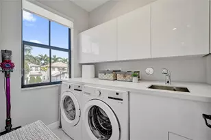 2740 NW 83rd Terrace, Cooper City, FL 33024 - Photo 24