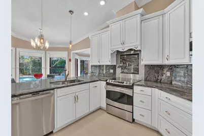 1080 Creekford Dr, Weston, FL 33326 - Photo 14