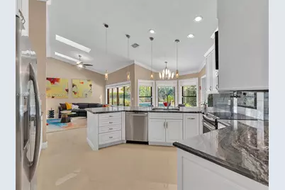 1080 Creekford Dr, Weston, FL 33326 - Photo 18