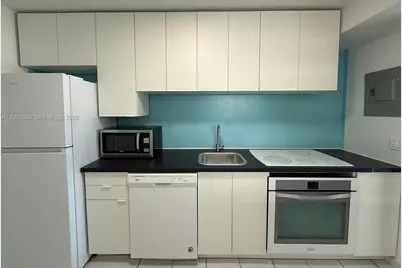1750 James Ave #7A, Miami Beach, FL 33139 - Photo 1