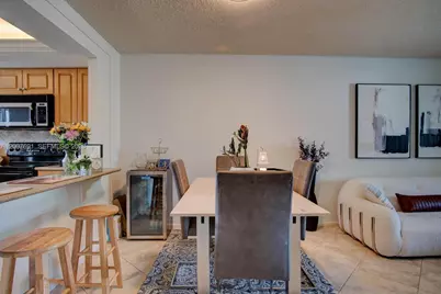 1900 Alamanda #108, Naples, FL 34102 - Photo 4
