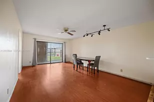 10100 NW 30th Ct, Sunrise, FL 33322 - Photo 4