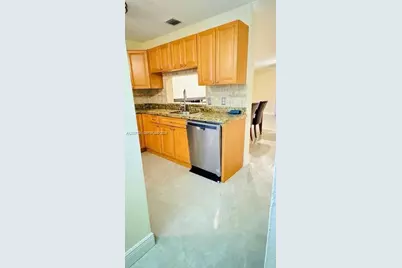 7148 Woodmont Ave, Tamarac, FL 33321 - Photo 12