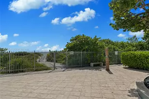 200 Ocean Ln Dr, Key Biscayne, FL 33149 - Photo 38