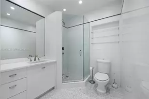 200 Ocean Ln Dr, Key Biscayne, FL 33149 - Photo 22