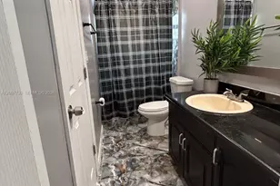 221 NE 24th St, Pompano Beach, FL 33064 - Photo 6