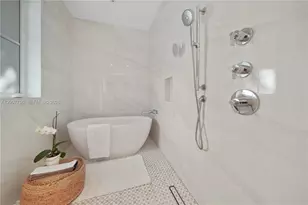 6901 Veronese St, Coral Gables, FL 33146 - Photo 4
