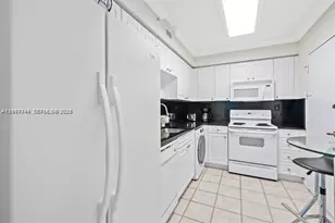 2501 S Ocean Dr, Hollywood, FL 33019 - Photo 6