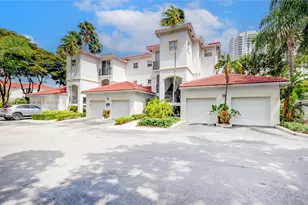 3105 NE 184th St, Aventura, FL 33160 - Photo 2