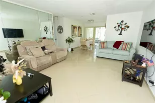 4518 NW 45th Ct, Tamarac, FL 33319 - Photo 16
