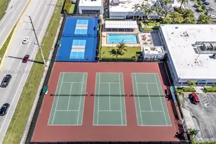494 W Tilford W, Deerfield Beach, FL 33442 - Photo 10