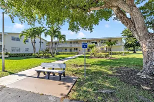 494 W Tilford W, Deerfield Beach, FL 33442 - Photo 12
