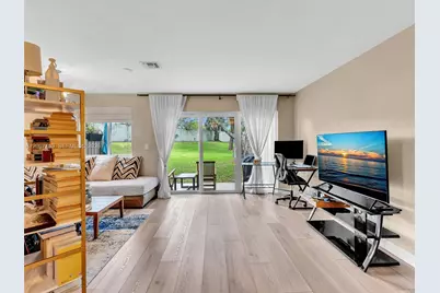 1958 E Discovery Cir E, Deerfield Beach, FL 33442 - Photo 22