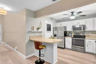 1958 E Discovery Cir E, Deerfield Beach, FL 33442 - Photo 14