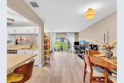 1958 E Discovery Cir E, Deerfield Beach, FL 33442 - Photo 10
